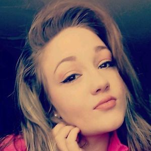 Meet your Posher, Candace